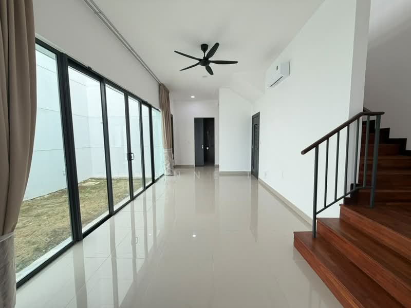 2-storey Terraced House for Rent in Cyberjaya (Selangor) - Joanne Tei - Living Room - PropertyGuru.com.my