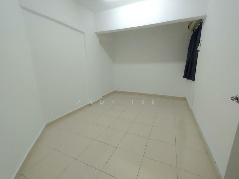 2nd Room