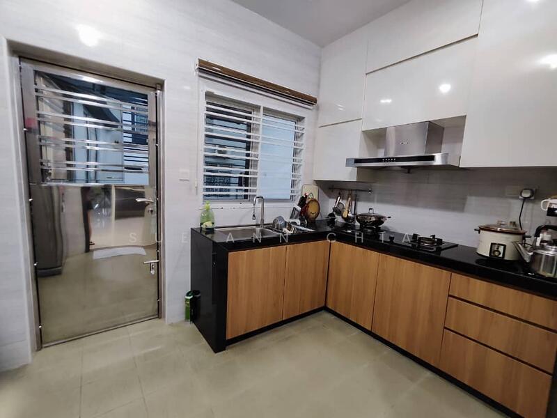 Wet Kitchen