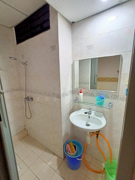 Common Bathroom