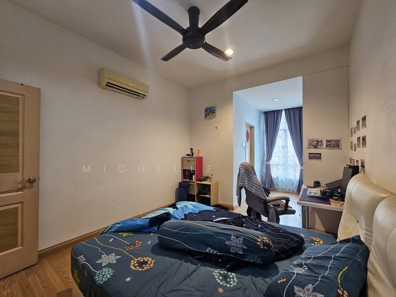 3-storey Terraced House for Sale in Taman Bukit Prima (Cheras) - Michelle Siow - Bedroom - PropertyGuru.com.my