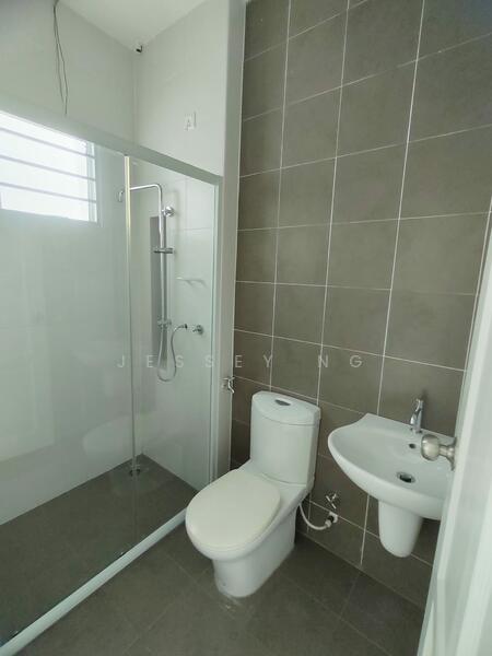 Rumah Teres 2 Tingkat untuk Dijual di Bandar Seri Botani (Simpang Pulai) - Jessey Ng - Bathroom - PropertyGuru.com.my