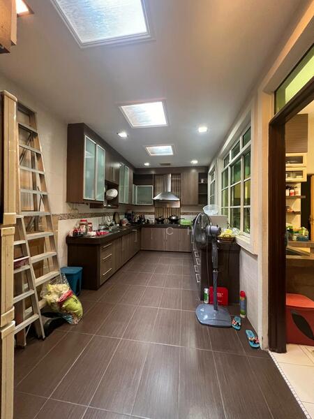 Wet Kitchen