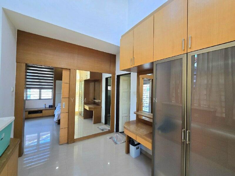 Walk In Wardrobe