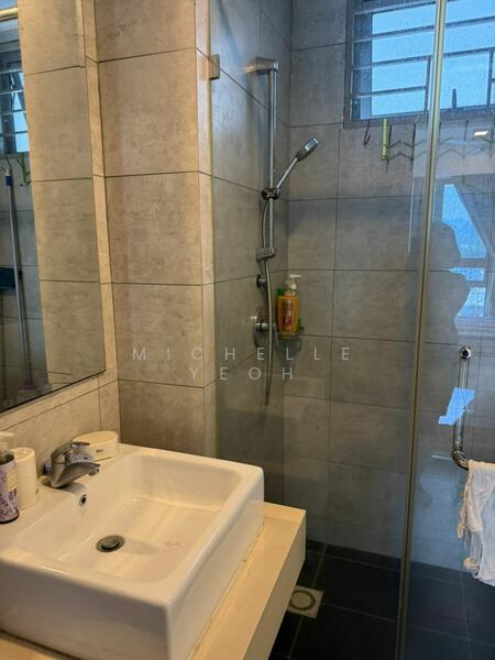 Kondominium untuk Dijual di Cascades Residency - Michelle Yeoh - Bathroom - PropertyGuru.com.my