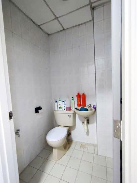Apartment for Sale at Stulang Villa - Alexius Lim - Bathroom - PropertyGuru.com.my