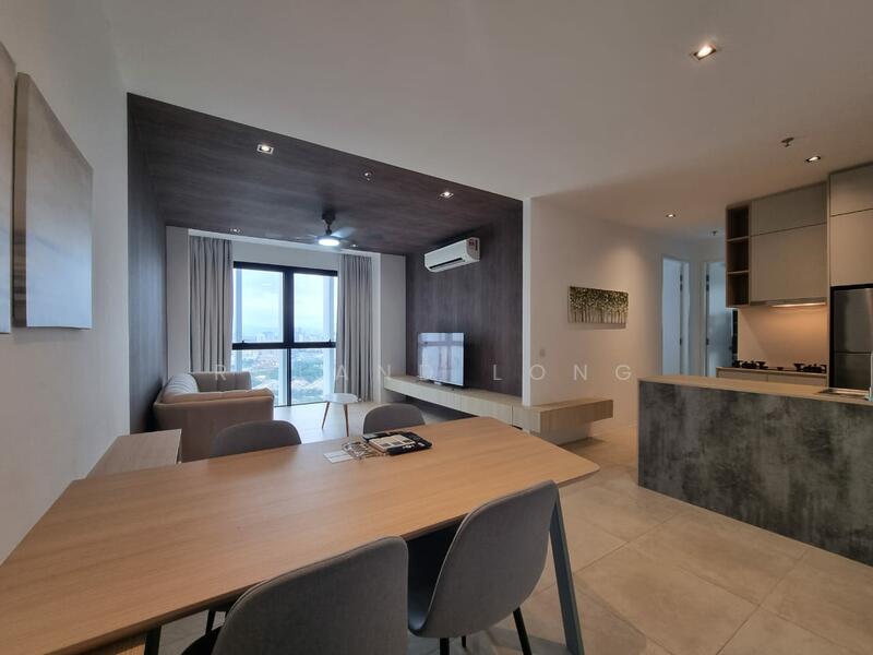 Servis Apartment untuk Disewa di Lumi Tropicana Serviced Residence - Roland Long - Living Room - PropertyGuru.com.my