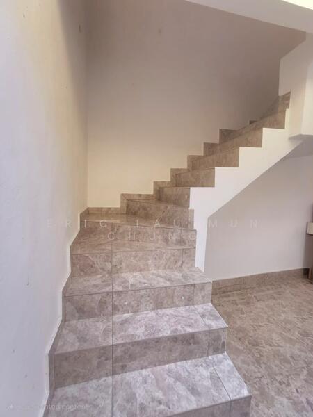 2-storey Terraced House for Sale in Taman Puchong Intan (Puchong) - Eric Lau Mun Chung - Corridor - PropertyGuru.com.my