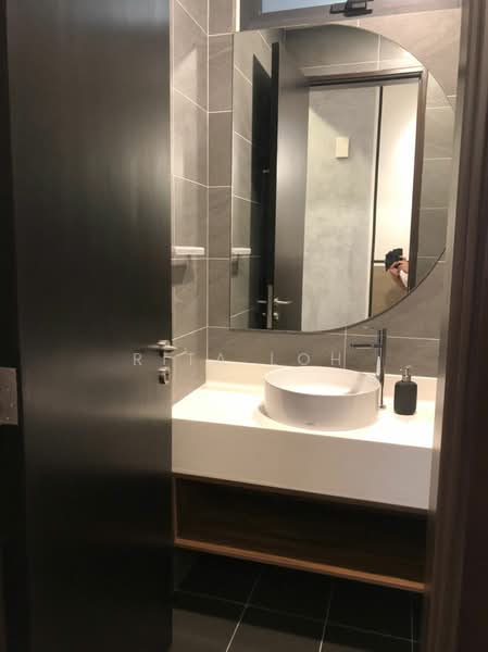 Kondominium untuk Dijual di The Estate - Rita Loh - Bathroom - PropertyGuru.com.my