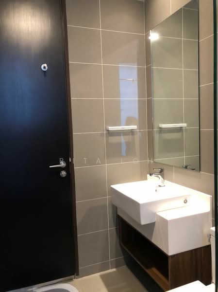 Kondominium untuk Dijual di The Estate - Rita Loh - Bathroom - PropertyGuru.com.my