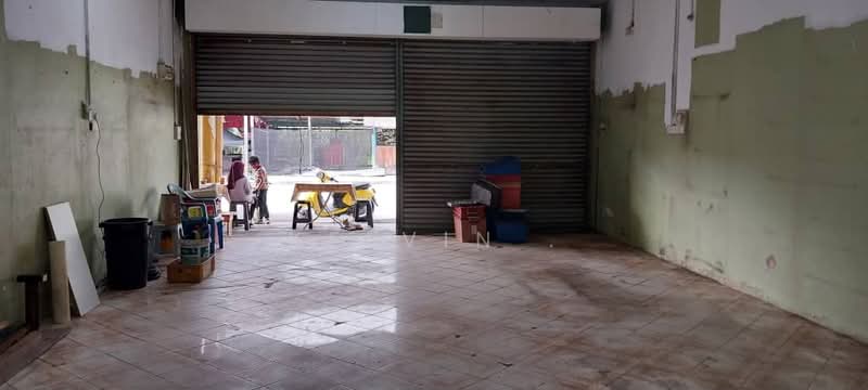 Shop for Sale in Serendah (Rawang) - Kelvin . - Exterior - PropertyGuru.com.my