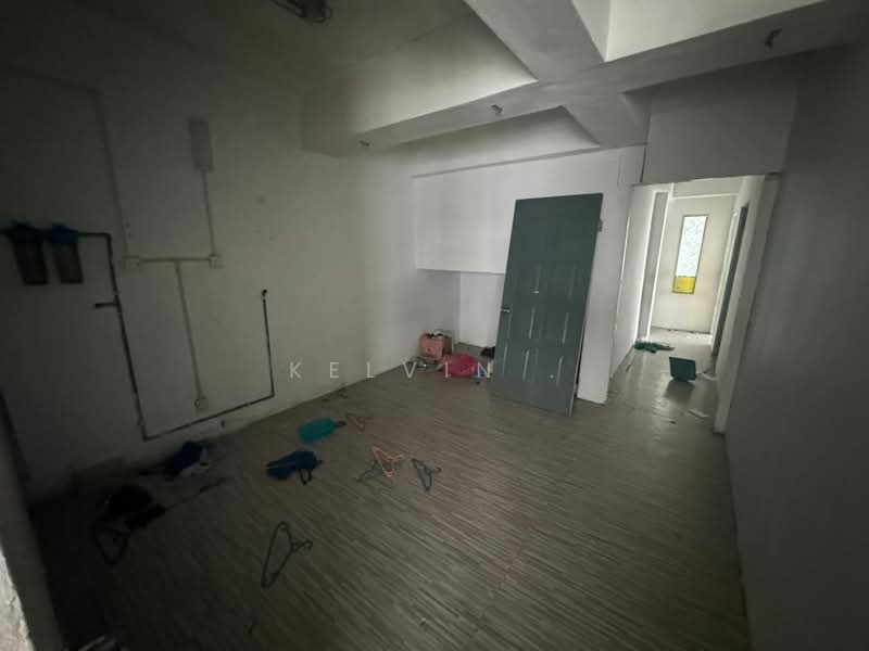 Shop for Sale in Serendah (Rawang) - Kelvin . - Interior - PropertyGuru.com.my