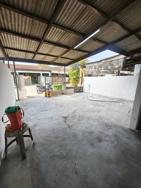 Car porch 