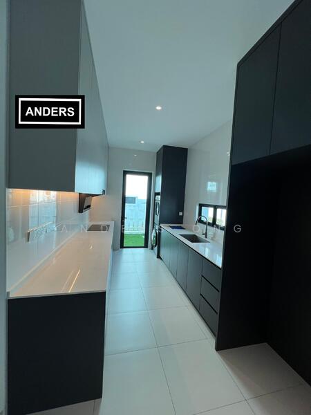Semi-Detached House for Sale in Bandar Cassia (Batu Kawan) - Anders Ong - Kitchen - PropertyGuru.com.my