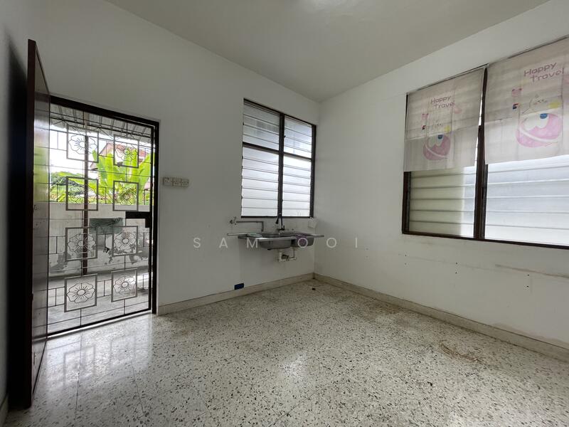 Semi-Detached House for Sale in George Town (Penang) - Sam Ooi - kitchen area - PropertyGuru.com.my