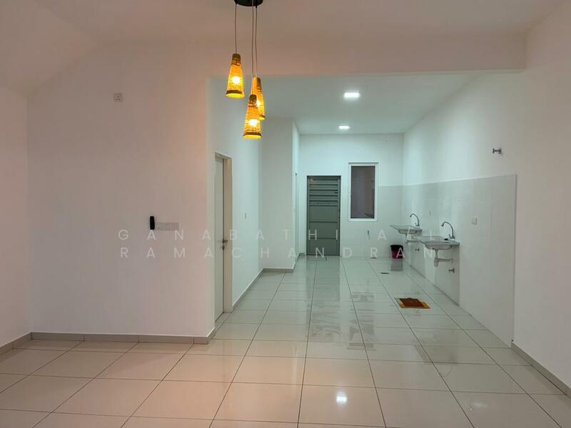 2-storey Terraced House for Sale in Bandar Sri Sendayan (Negeri Sembilan) - Ganabathi A/L Ramachandran - Corridor - PropertyGuru.com.my