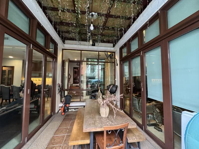 Rumah Berkembar untuk Dijual di Bukit Tunku (Kenny Hills) (Kuala Lumpur) - Thong Wan See - Dining Room - PropertyGuru.com.my