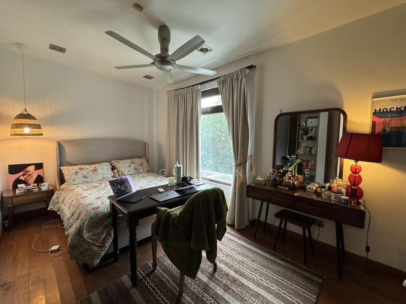 Rumah Berkembar untuk Dijual di Bukit Tunku (Kenny Hills) (Kuala Lumpur) - Thong Wan See - Bedroom - PropertyGuru.com.my