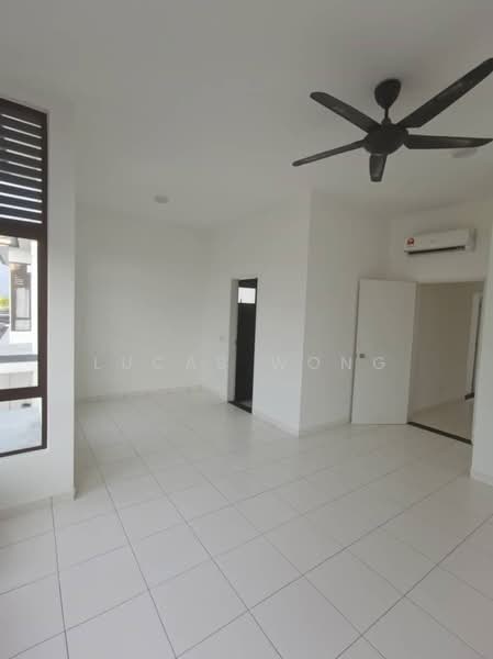 2-storey Terraced House for Rent in Bandar Puncak Alam (Puncak Alam) - Lucas Wong - Living Room - PropertyGuru.com.my