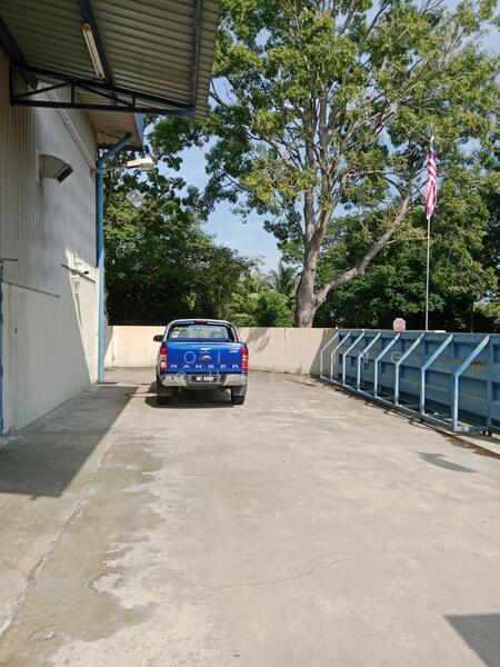 Semi-D Factory for Rent in Nilai 3 (Nilai) - Chooi Ching Cheen - Exterior - PropertyGuru.com.my