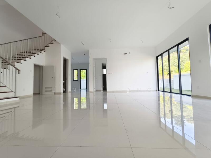 Rumah Kluster untuk Dijual di Setia Eco Park (Setia Alam) - Janice Tang - Living Room - PropertyGuru.com.my