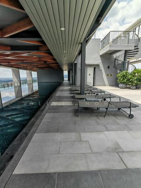 Sky infinity pool