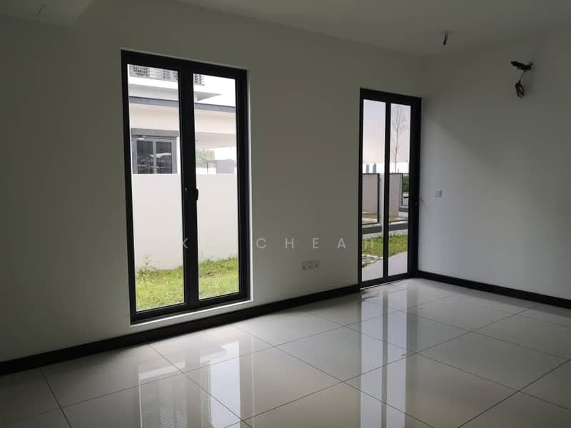 Twin Villa for Sale in Elmina (Shah Alam) - KC Cheah - Living Room - PropertyGuru.com.my