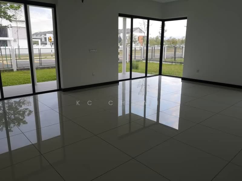 Twin Villa for Sale in Elmina (Shah Alam) - KC Cheah - Living Room - PropertyGuru.com.my