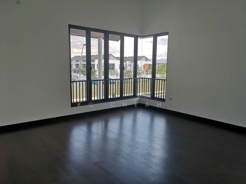 Twin Villa for Sale in Shah Alam (Selangor) - KC Cheah - Living Room - PropertyGuru.com.my