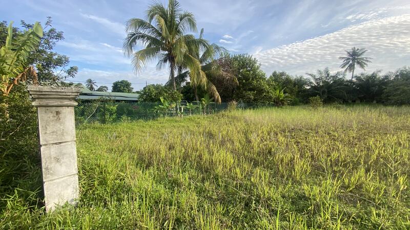 Tanah Berpagar Temenggong Ahmad Muar
