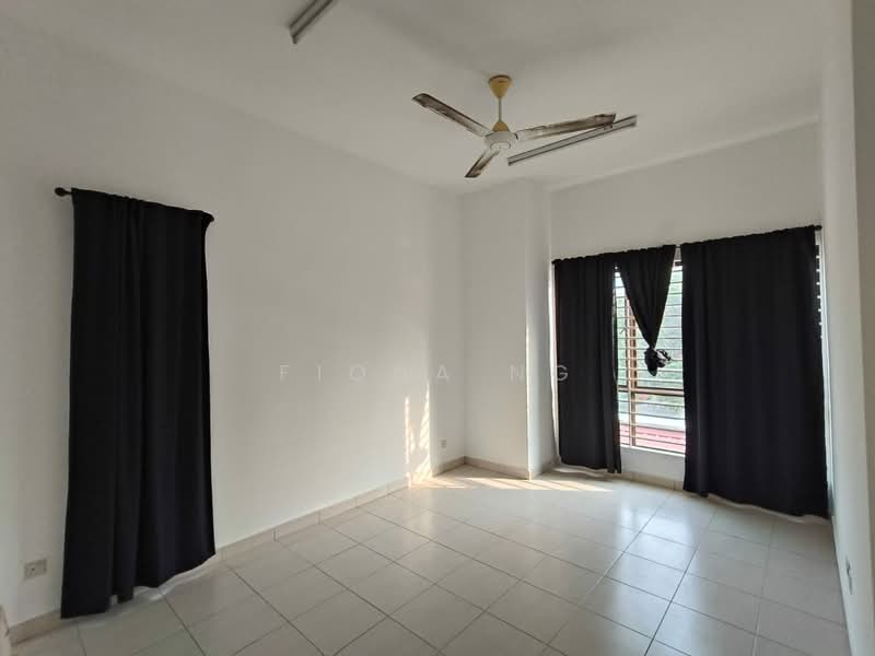 2-storey Terraced House for Sale in Setia Indah (Setia Alam) - Fiona Ng - Bedroom - PropertyGuru.com.my