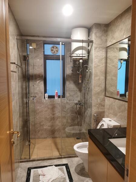 Service Residence for Sale at R&F Princess Cove Phase 1 - Wenting Lee - Bathroom - PropertyGuru.com.my