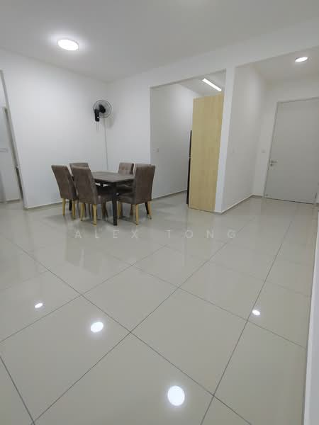Service Residence for Rent at The Tresor @ Gravit8 - Alex Tong - Dining Room - PropertyGuru.com.my