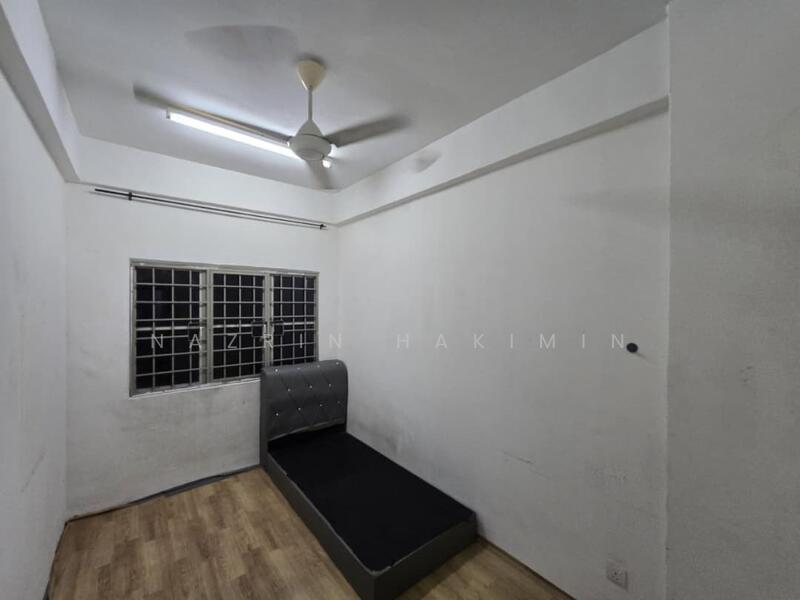 Pangsapuri Sri Angkasa untuk Untuk Dijual - RM 260,000, Feb 2026 - Bedroom - PropertyGuru.com.my