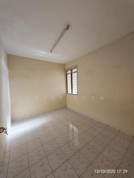 Untuk Disewa - Flat Mahkota Cheras (L6 L7 L8 L9)