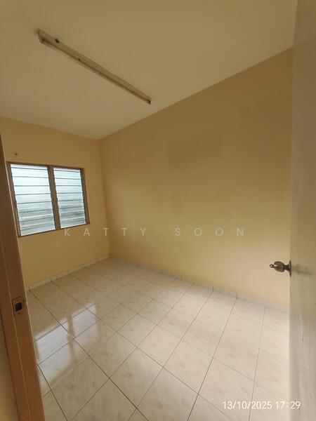 Untuk Disewa - Flat Mahkota Cheras (L6 L7 L8 L9)