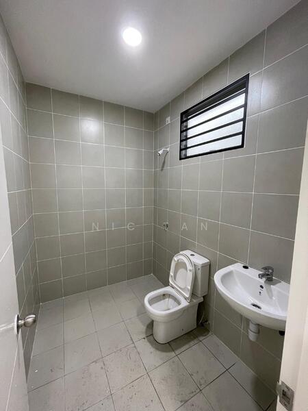 For Sale - No 1843, jalan tiara sendayan 5/4, taman tiara sendayan, 71900 labu, negeri sembilan.