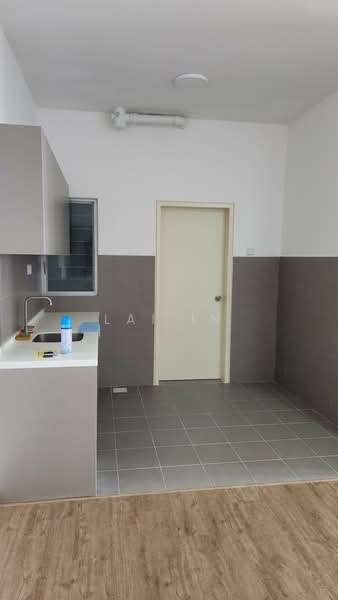 Condominium for Sale at Lakefront Homes - Lai In - Kitchen - PropertyGuru.com.my