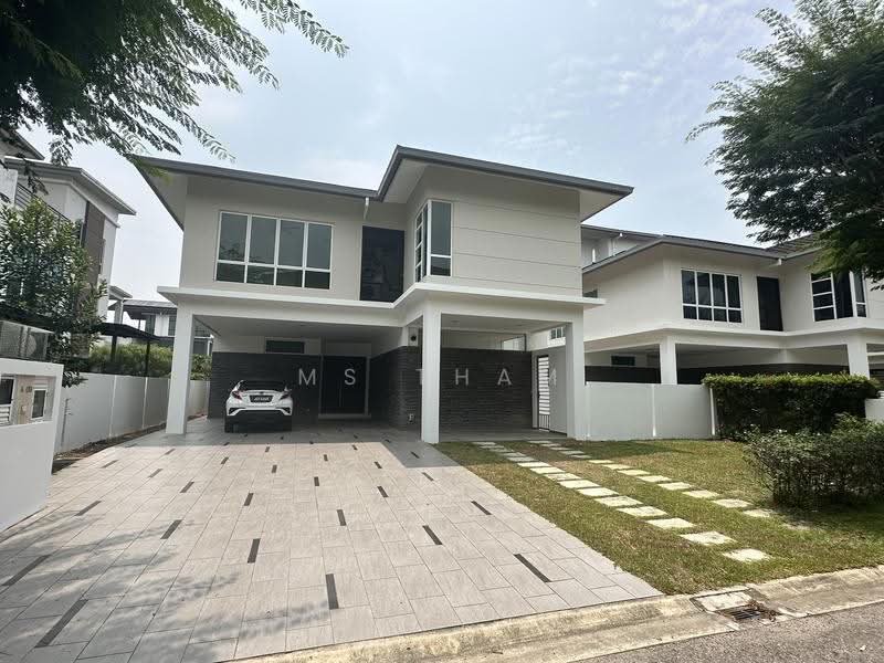 Bungalow House for Sale in Senibong (Permas Jaya) - Ms Tham - Exterior - PropertyGuru.com.my