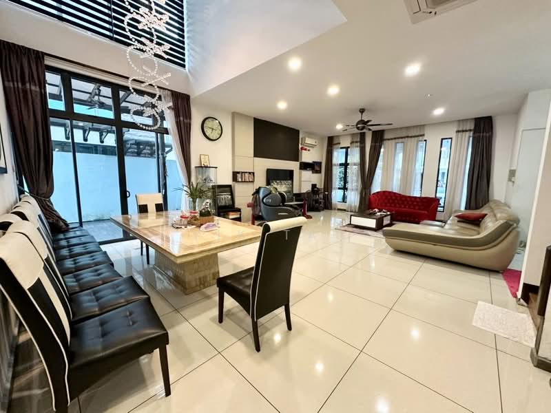 Rumah Berkembar untuk Dijual di Permas Jaya (Johor Bahru) - Yik Tat - PropertyGuru.com.my