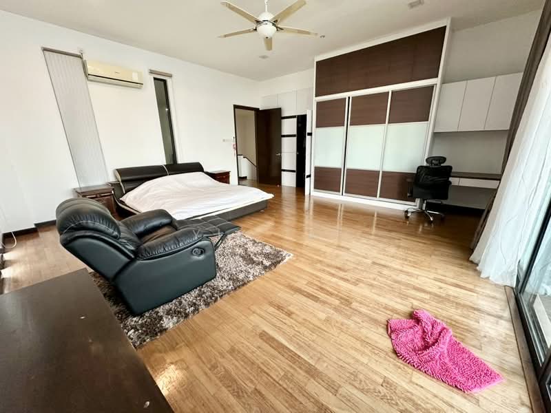 Rumah Berkembar untuk Dijual di Permas Jaya (Johor Bahru) - Yik Tat - PropertyGuru.com.my