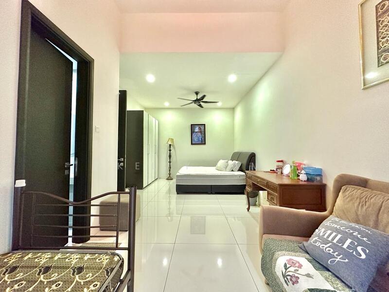 Zero-Lot Bungalow for Sale in Taman Melawati (Ulu Kelang) - Kelly Lam - Bedroom - PropertyGuru.com.my