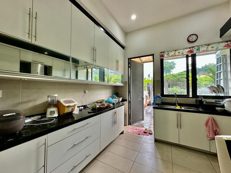 Zero-Lot Bungalow for Sale in Taman Melawati (Ulu Kelang) - Kelly Lam - Kitchen - PropertyGuru.com.my