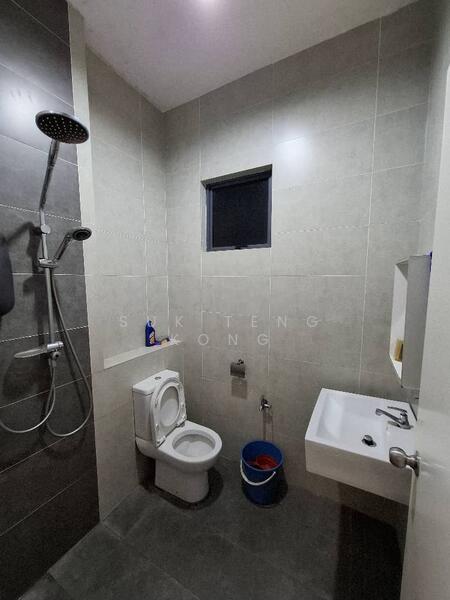 Common Bathroom