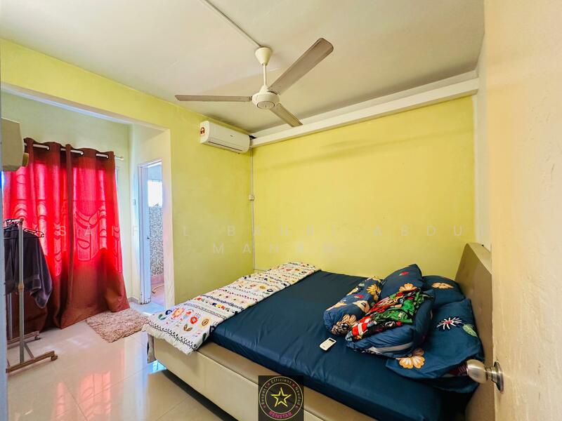 Bedroom