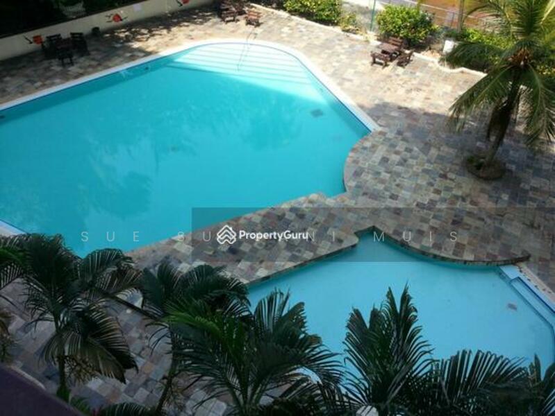 Pangsapuri untuk Dijual di Bayu Emas Apartments - Sue Surjani Muis - Pool - PropertyGuru.com.my