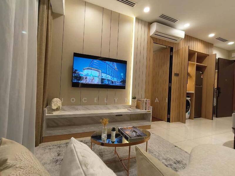 Kediaman Servis untuk Dijual di Times Square 2 - Jocelyn Lai - Living Room - PropertyGuru.com.my