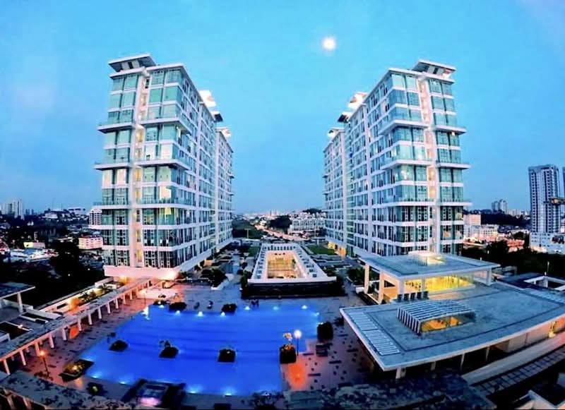 The Scott Garden SOHO untuk Untuk Disewa - RM 1,300 /bulan, Mac 2026 - Exterior - PropertyGuru.com.my