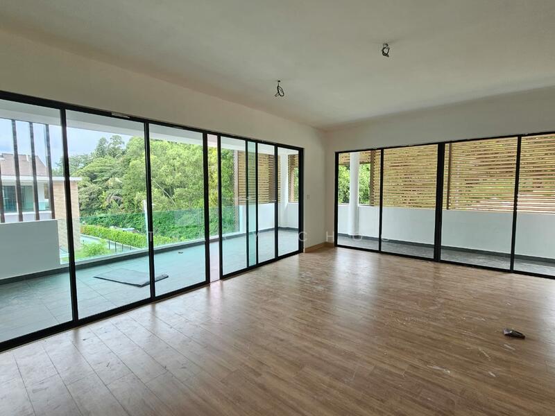 3-storey Terraced House for Sale in Selayang (Selangor) - Tracy Choo - Balcony - PropertyGuru.com.my