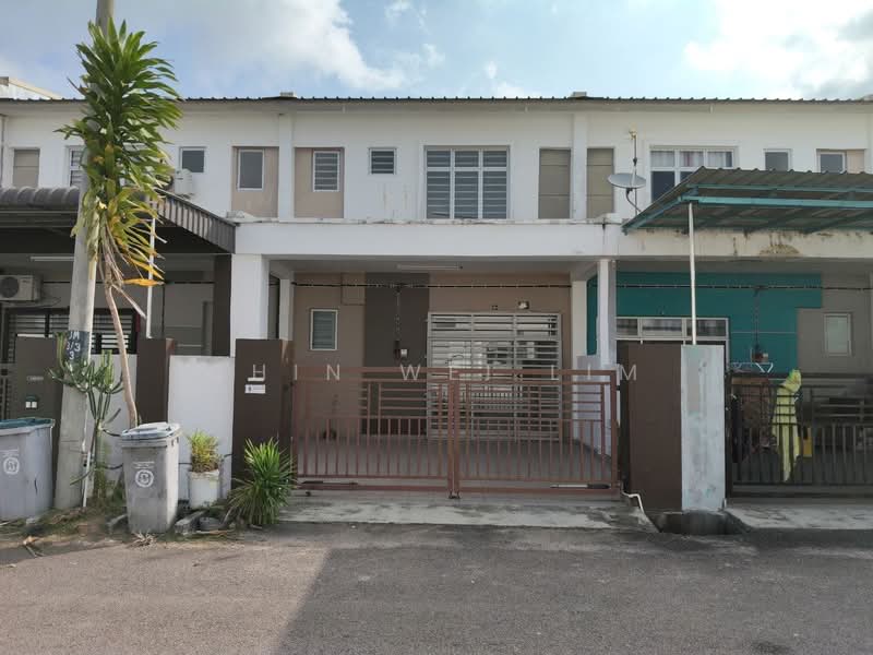 Terraced House for Sale in Taman Mengkibol (Kluang) - Chin Wei Lim - Exterior - PropertyGuru.com.my